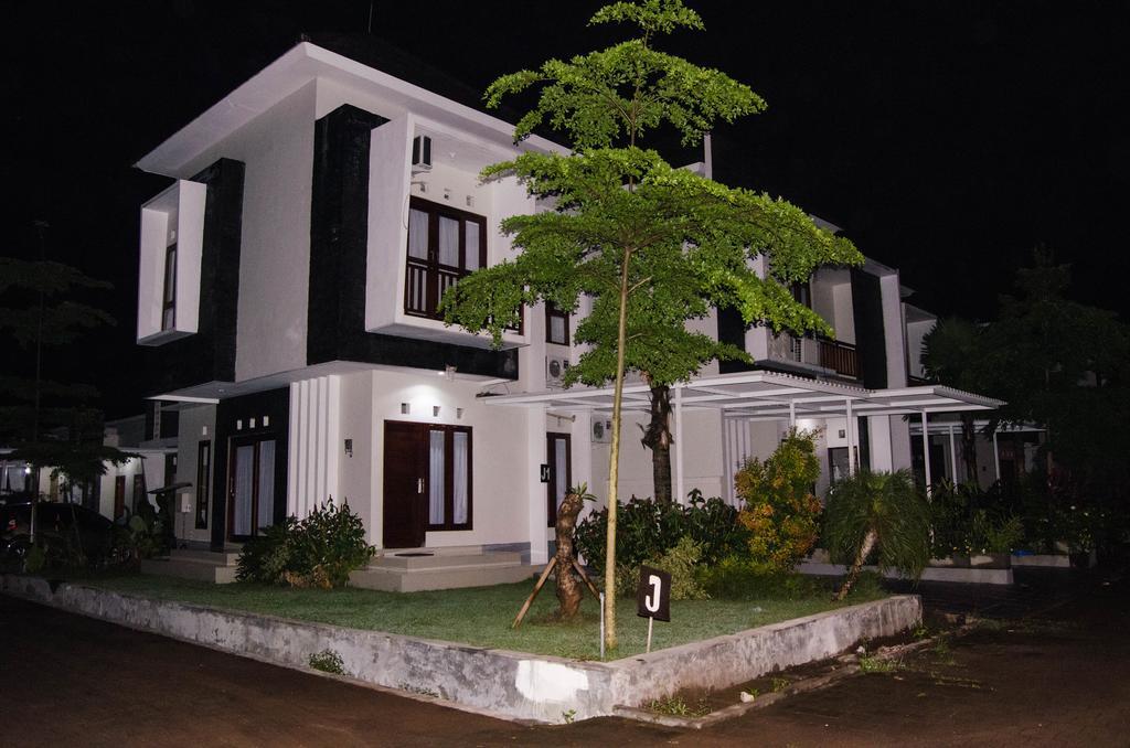 Beluran Serene Guesthouse Tabanan  Exterior photo